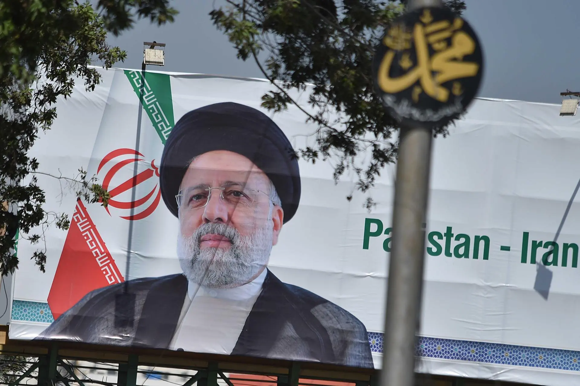 イラン大統領ヘリ墜落事故：乗員生存者なしと判明―最新情報