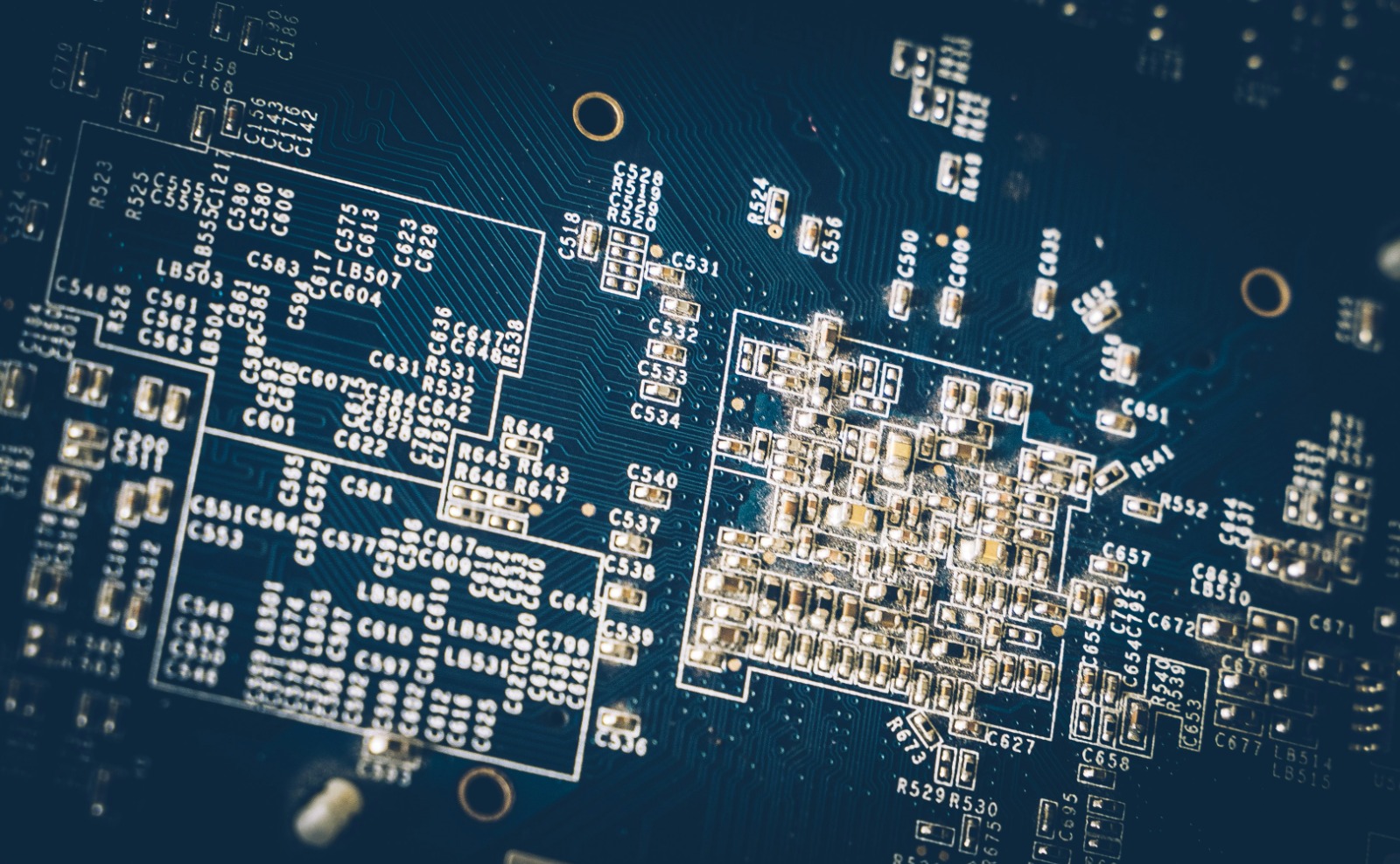 メキシコの製造業を牽引するエレクトロニクスと石油