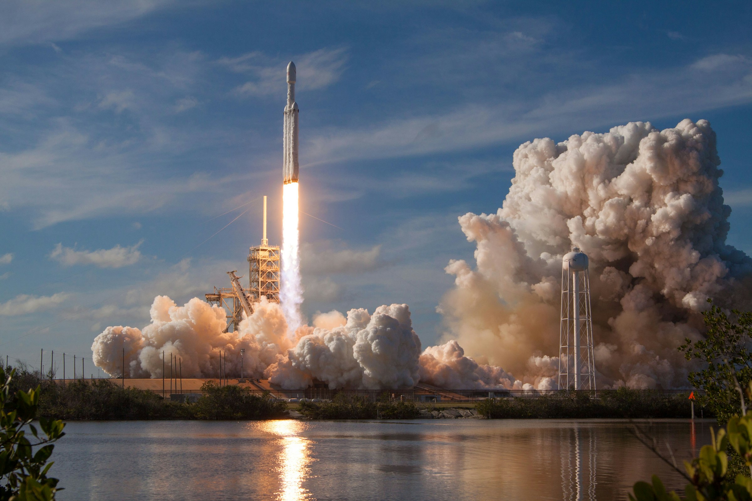 SpaceX、ウォール街にデビュー：株価はいくら？