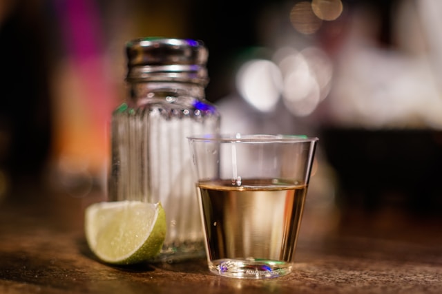 テキーラ：なぜ9月はより安く乾杯できたのか？