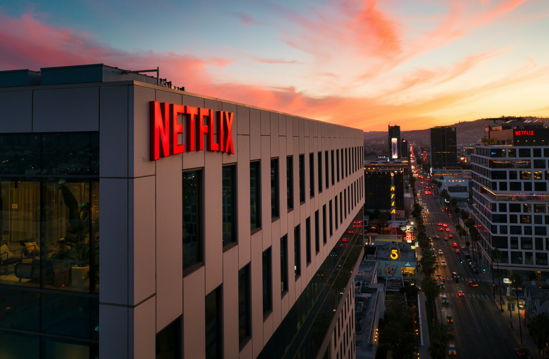 Netflix、1,000人の従業員を削減：メキシコでの雇用は危険にさらされているか？